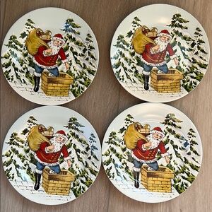 Set of 4 Williams Sonoma Vintage Holiday Collection 7” Plates